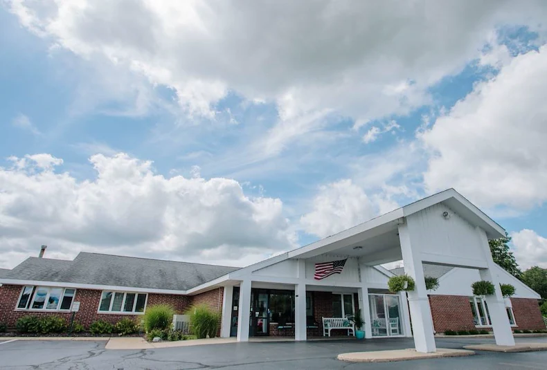 Image of The Pearl Of Crystal Lake (1)