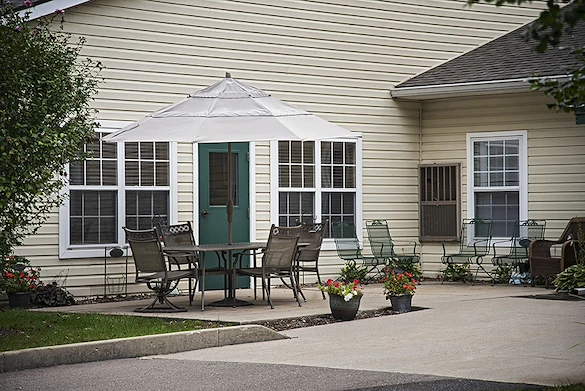 Image of American House Riverview Senior Living (5)