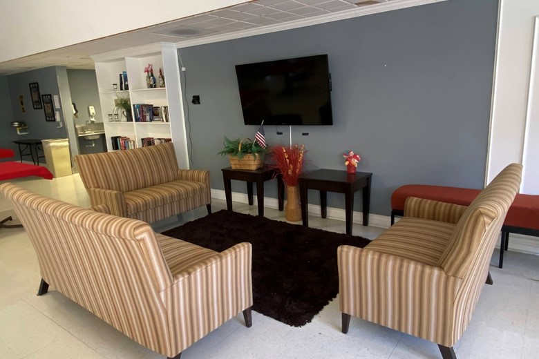 Image of Brickyard Healthcare - Elkhart Care Center (7)