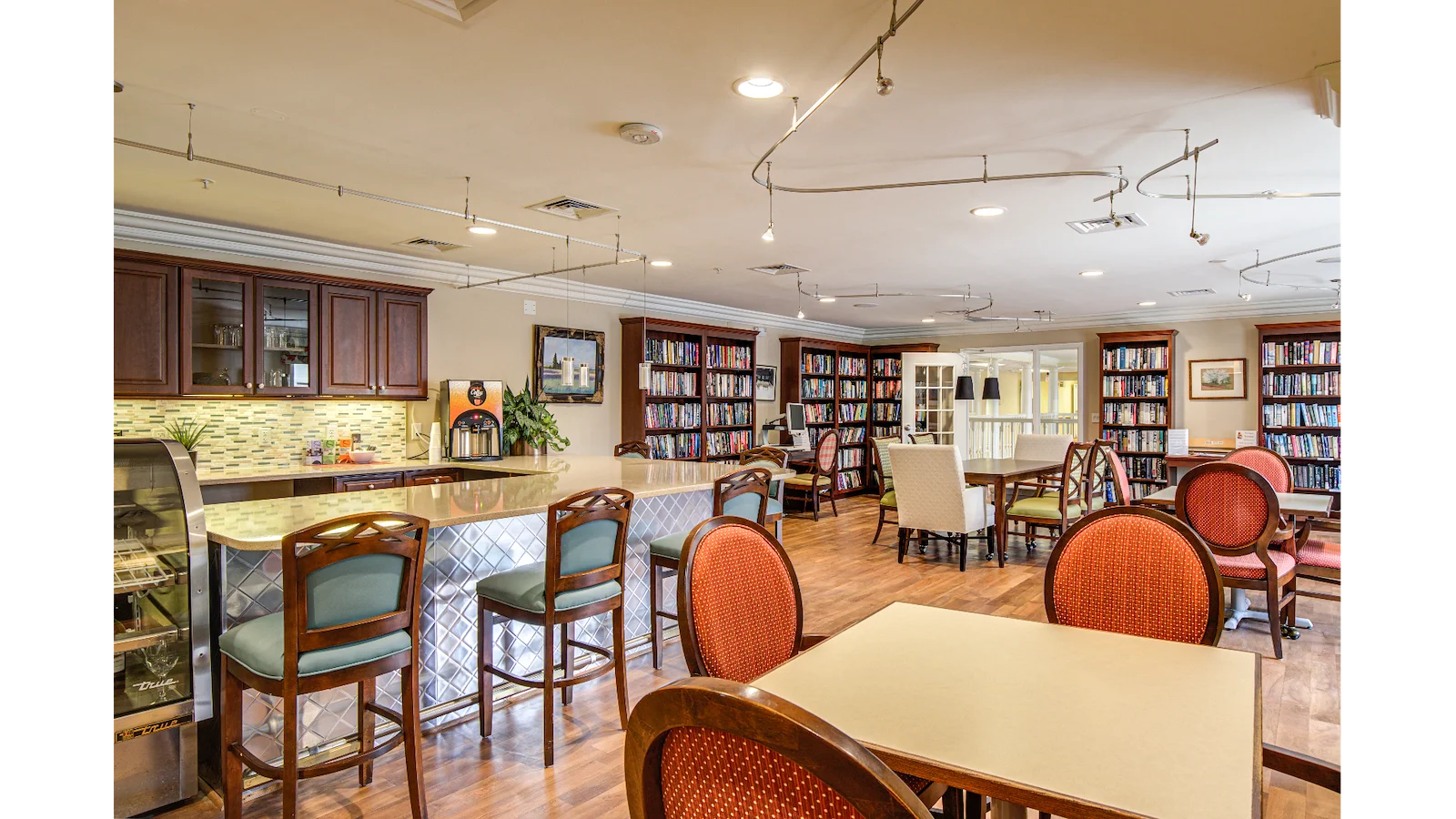 Image of Abbotswood at Irving Park (8)