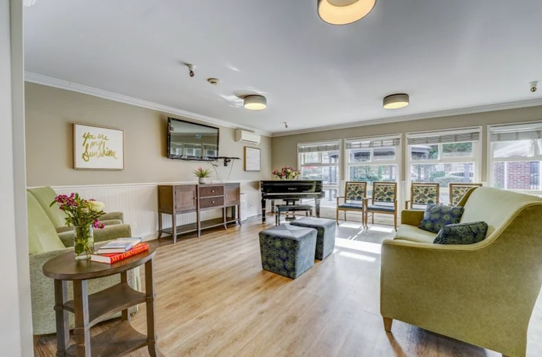 Image of Silver Oaks Memory Care (4)