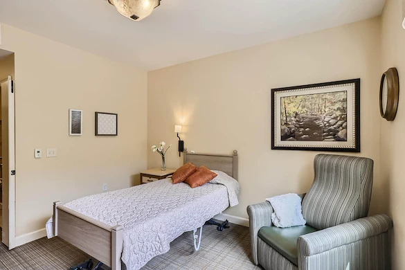 Image of The Suites at Clermont Park Care Center (6)