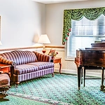 Image of Huntington Place (3)