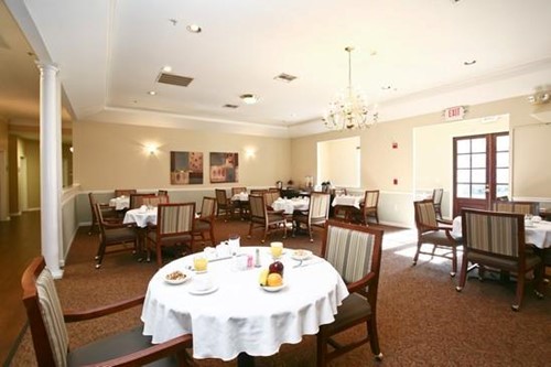 Image of Cedarhurst of Oakwood (3)
