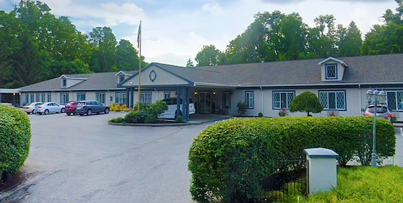 Image of Seasons Place (1)