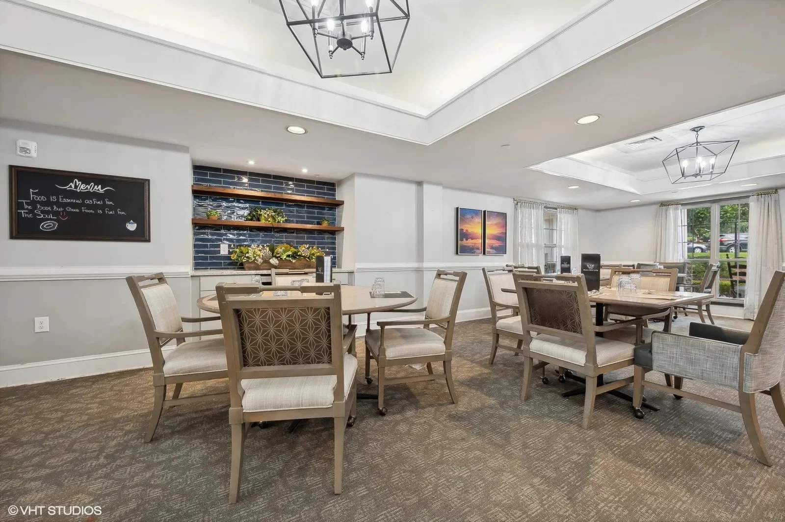 Image of The Phoenix at Johnson Ferry (7)