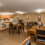 Image of Red Oak Manor (8)