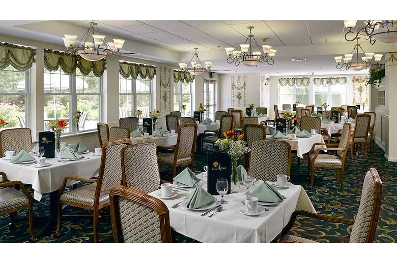 Image of Atria Larson Place (4)