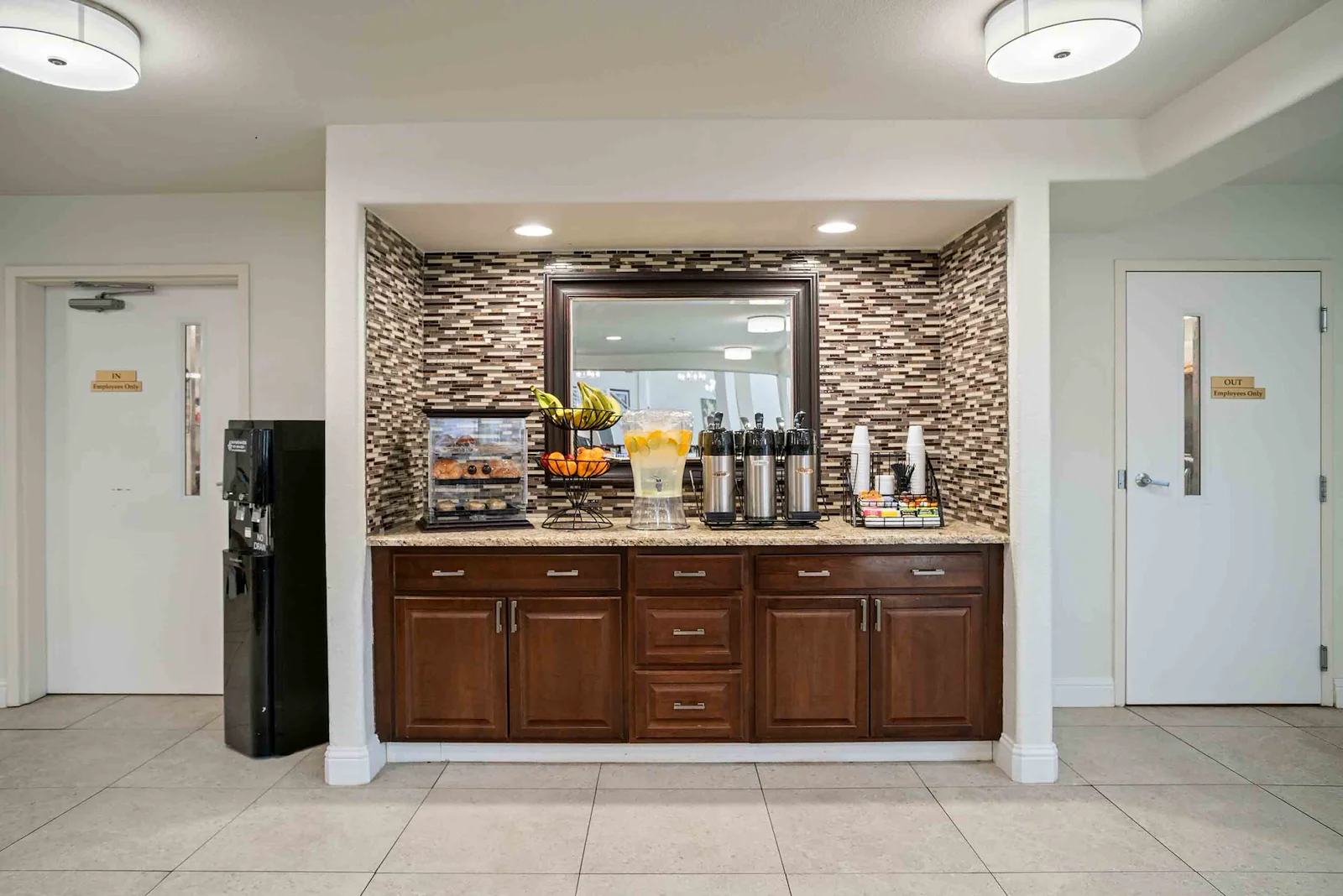 Olympus Ranch Gracious Retirement Living Hawthorn Senior Independent Living in Murray, Utah coffee bar