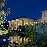 Image of The Cedars Of Chapel Hill LifePlan Community (4)