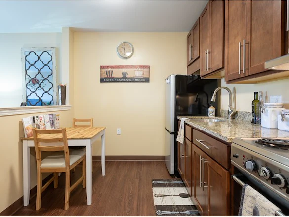 Image of Brookhaven Manor (4)