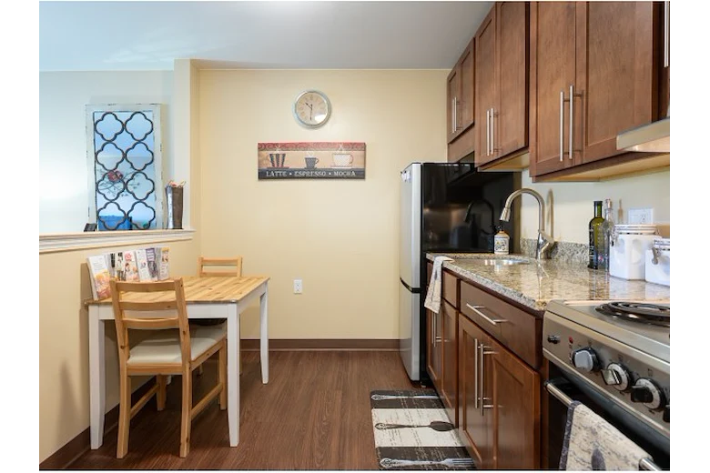 Image of Brookhaven Manor (4)