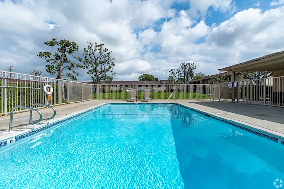 Image of Colima Terrace Apts (2)