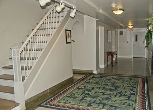 Image of Livingston Manor (4)