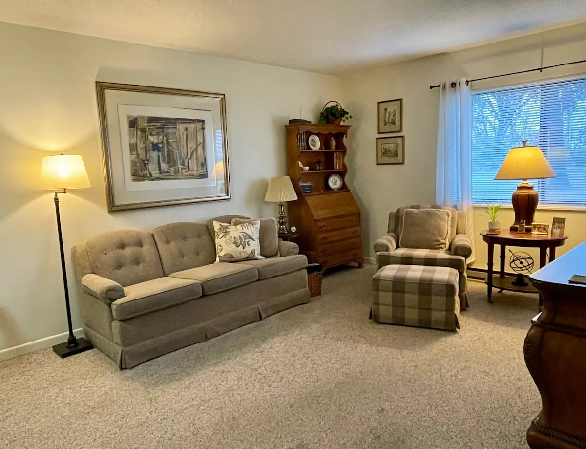 Image of Plaza Verde Apartments (3)