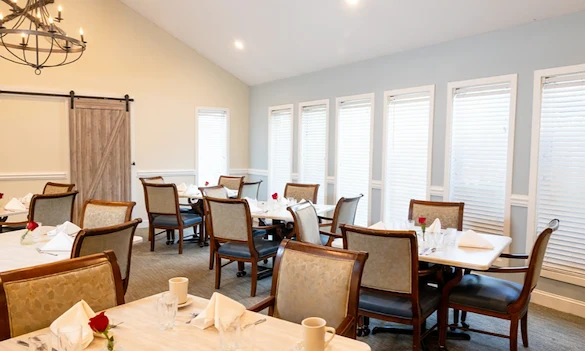 Image of Commonwealth Senior Living at Churchland House (3)