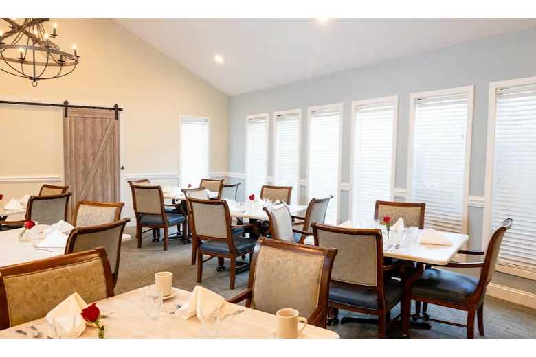 Image of Commonwealth Senior Living at Churchland House (3)