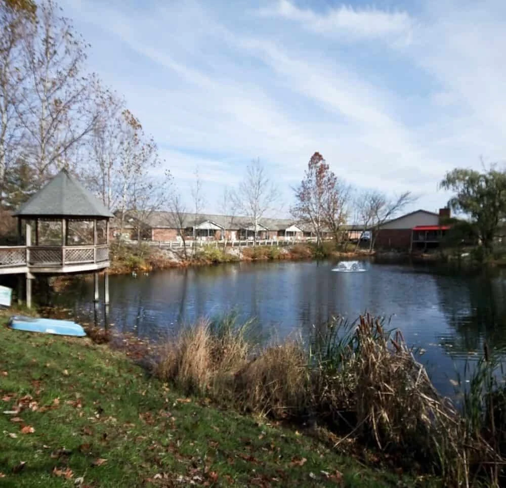 Image of Country Charm (4)