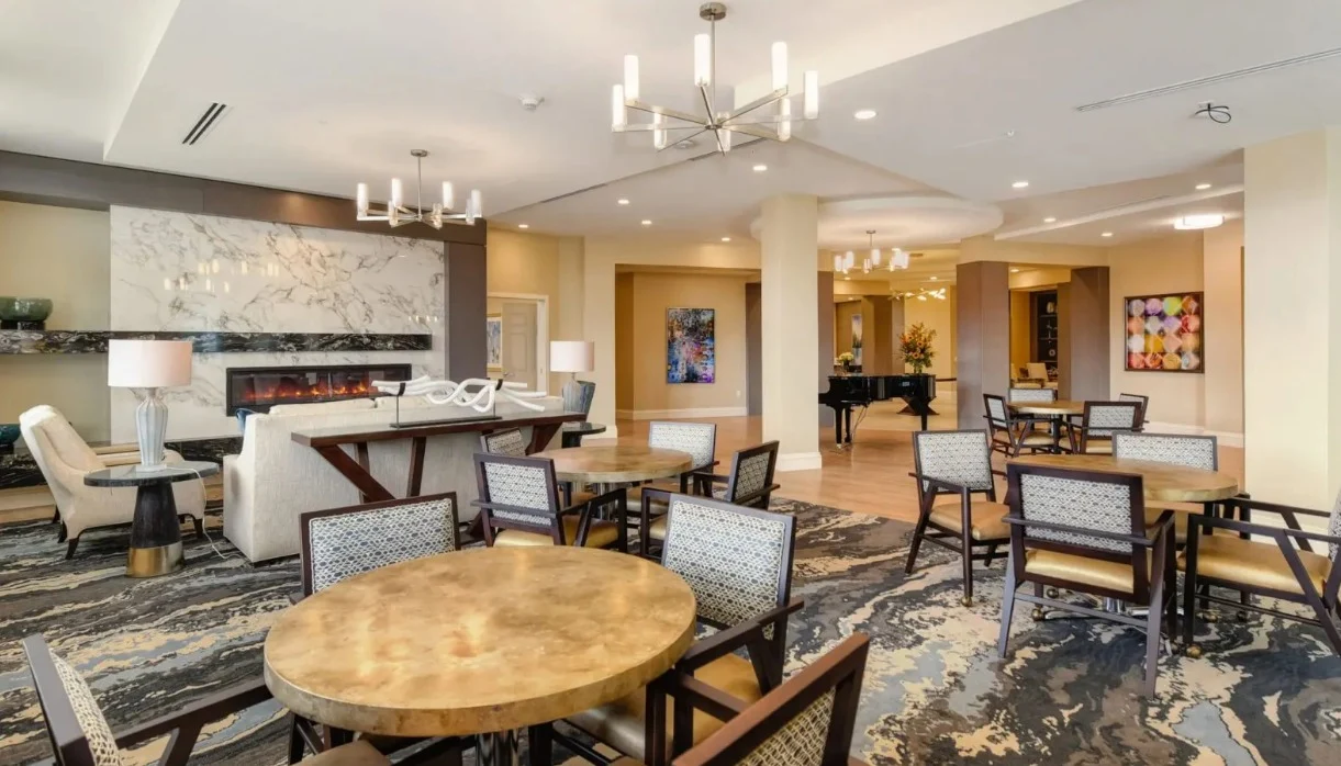 Image of Emerald Valley (4)