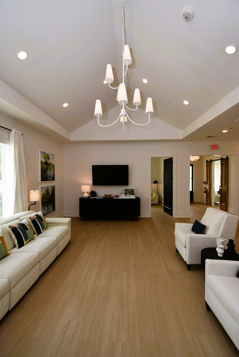 Image of The Jefferson 2 (8)