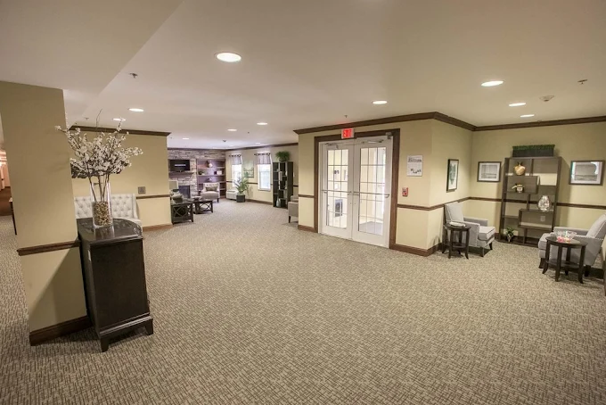 Willoughby Hills Senior Apartments community offering active adult living and independent living in Willoughby Hills, OH, lobby and gathering area
