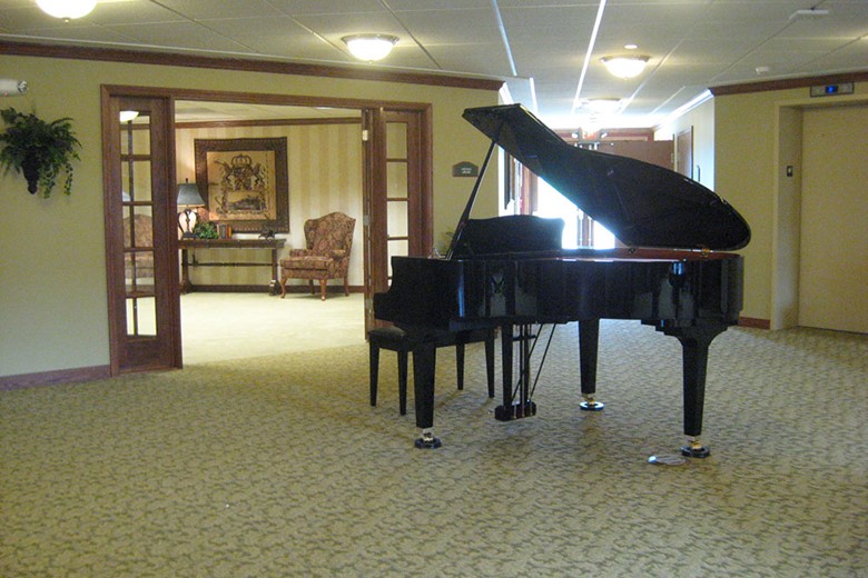 Image of Castle Manor Supportive Living (5)