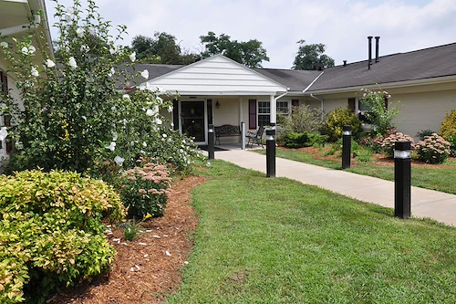 Image of Signature Healthcare At Colonial Rehab & Wellness (1)