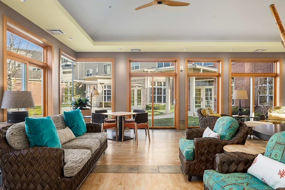 All Seasons West Bloomfield independent living in West Bloomfield, MI, sunroom with comfortable seating