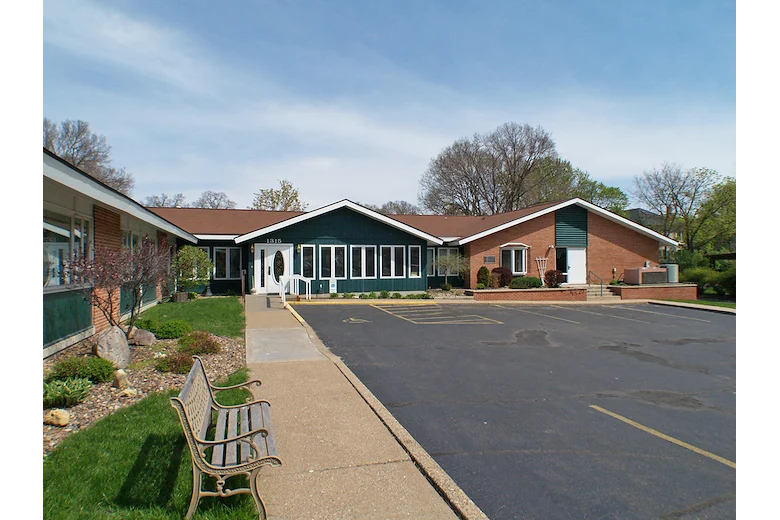 Image of Cass Street Assisted Living (2)