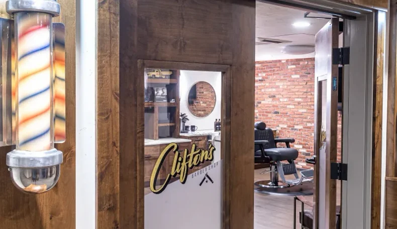 Image of Touchmark at Pilot Butte (4)