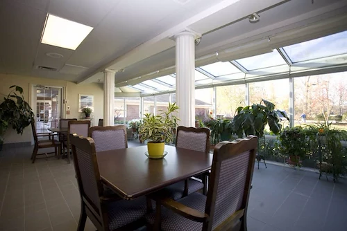 Image of Sellersburg Healthcare Center (5)