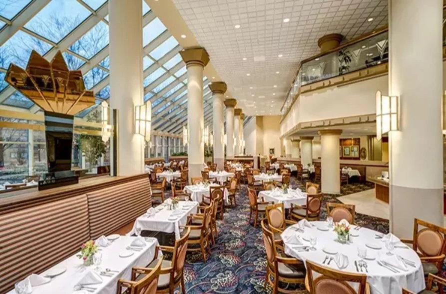 Image of The Breakers at Edgewater Beach (3)