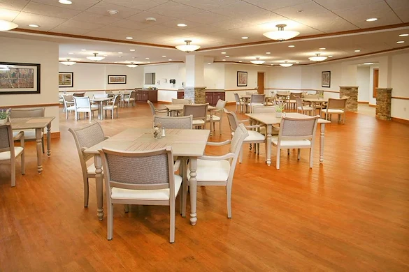 Image of Oak Park Place Janesville (3)