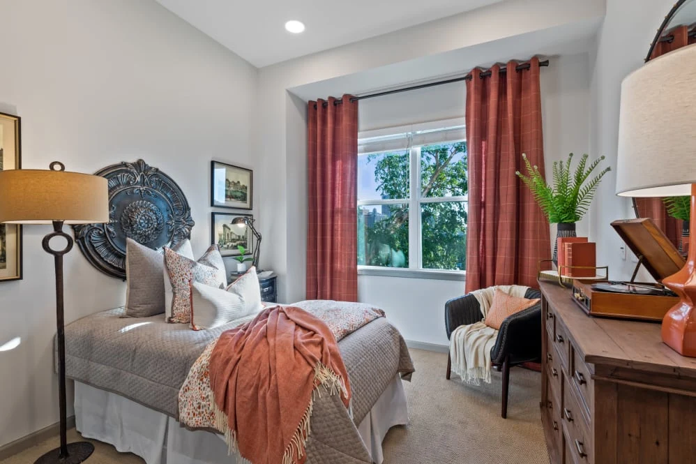 Image of The Ashton on the Plaza (2)