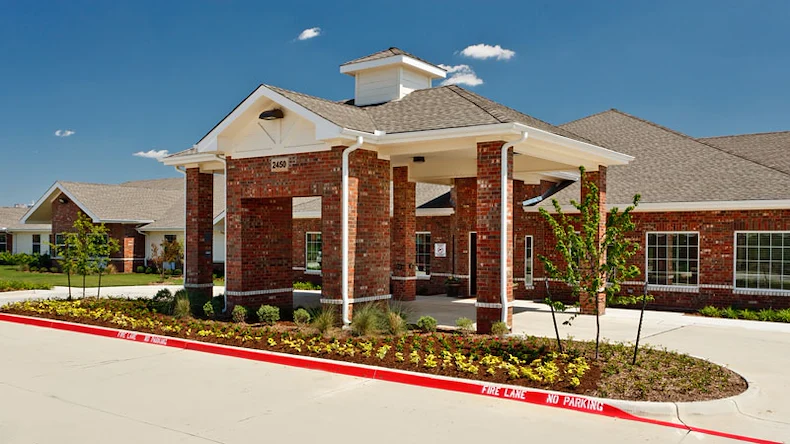 Image of Lakewest Rehabilitation And Skilled Care (1)