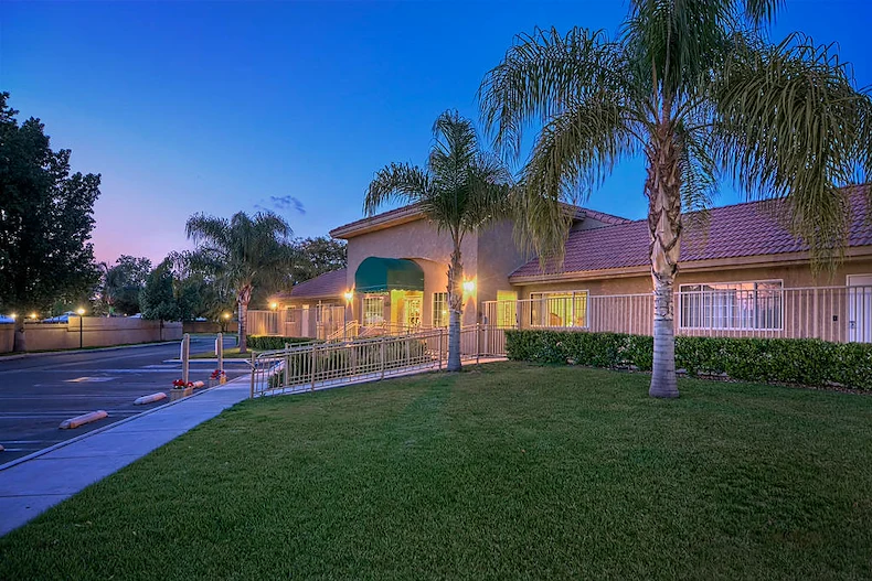 Image of Desert Hills Memory Care Center (2)