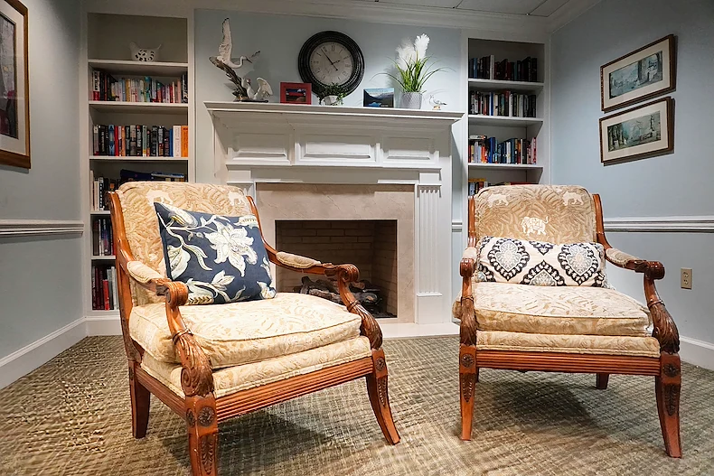 Image of Sodalis Stuart (2)