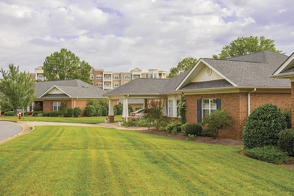 Image of Whitestone Senior Living (1)