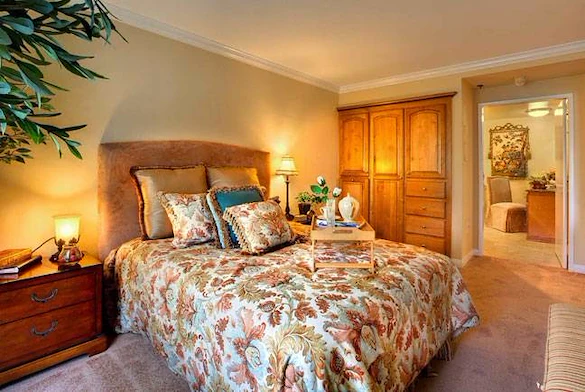 Image of The Canterbury (3)