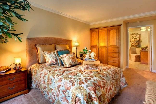 Image of The Canterbury (3)