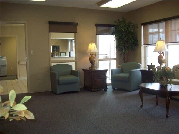 Image of South Hampton Place Rehabilitation & Health Care Center (4)