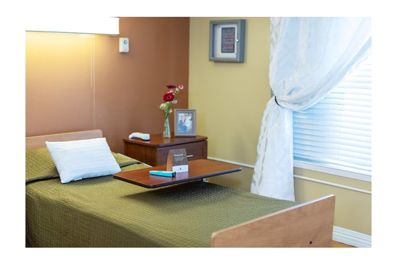 Image of Whitney Oaks Care Center (3)