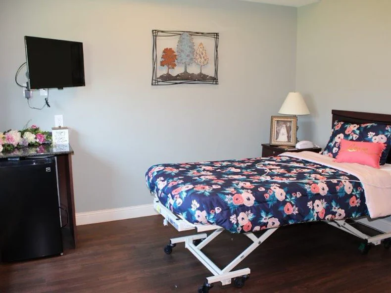 Image of Avenue at Macedonia (9)