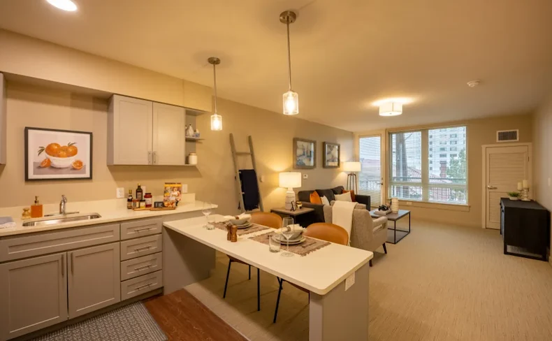 Image of Merrill Gardens at Wright Park (9)