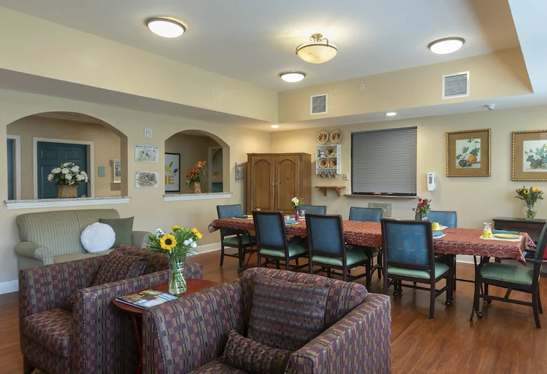 Image of Aston Gardens at Pelican Pointe (5)