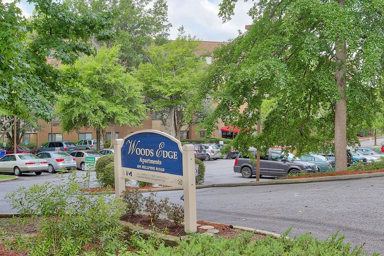 Image of Woods Edge Apartments (2)