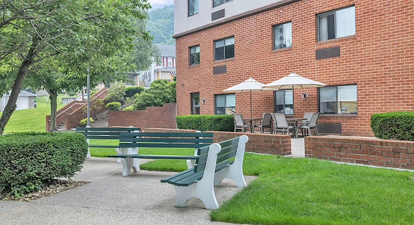 Image of Garden Terrace (10)