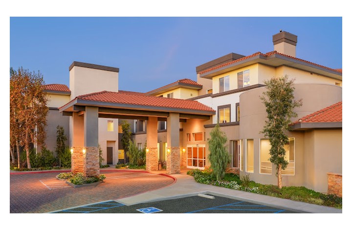 regency-grand-of-west-covina-assisted-living-and-memory-care-image-2