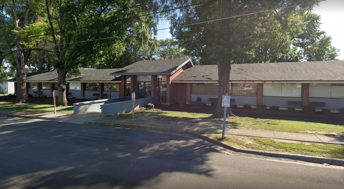 Image of Oakwood Community Living Center (1)