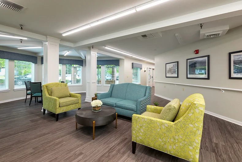 Image of Santiam Gardens (8)